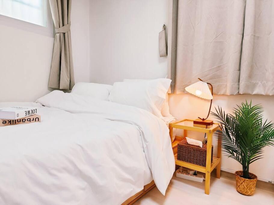 Haebangchon Itaewon 3 Bedroom Apartment Seoul